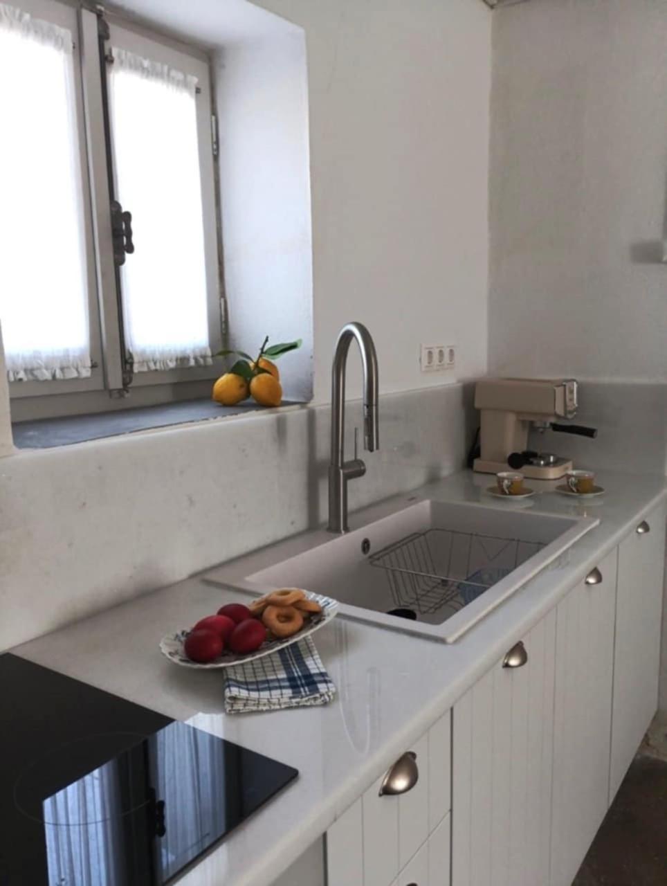 Aνεξάρτητη Παραδοσιακή Πέτρινη Κατοικία Corinth エクステリア 写真
